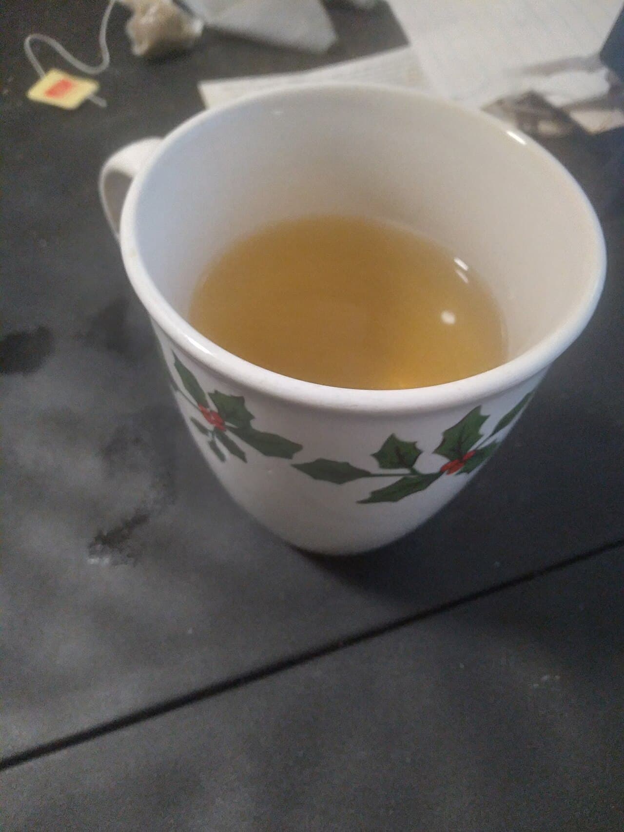 Tisane détox en tasse