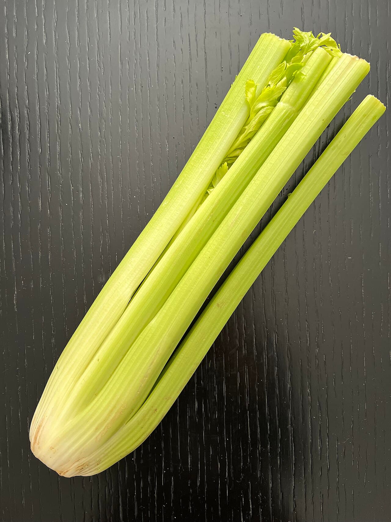 Jus céleri, épinards et pomme