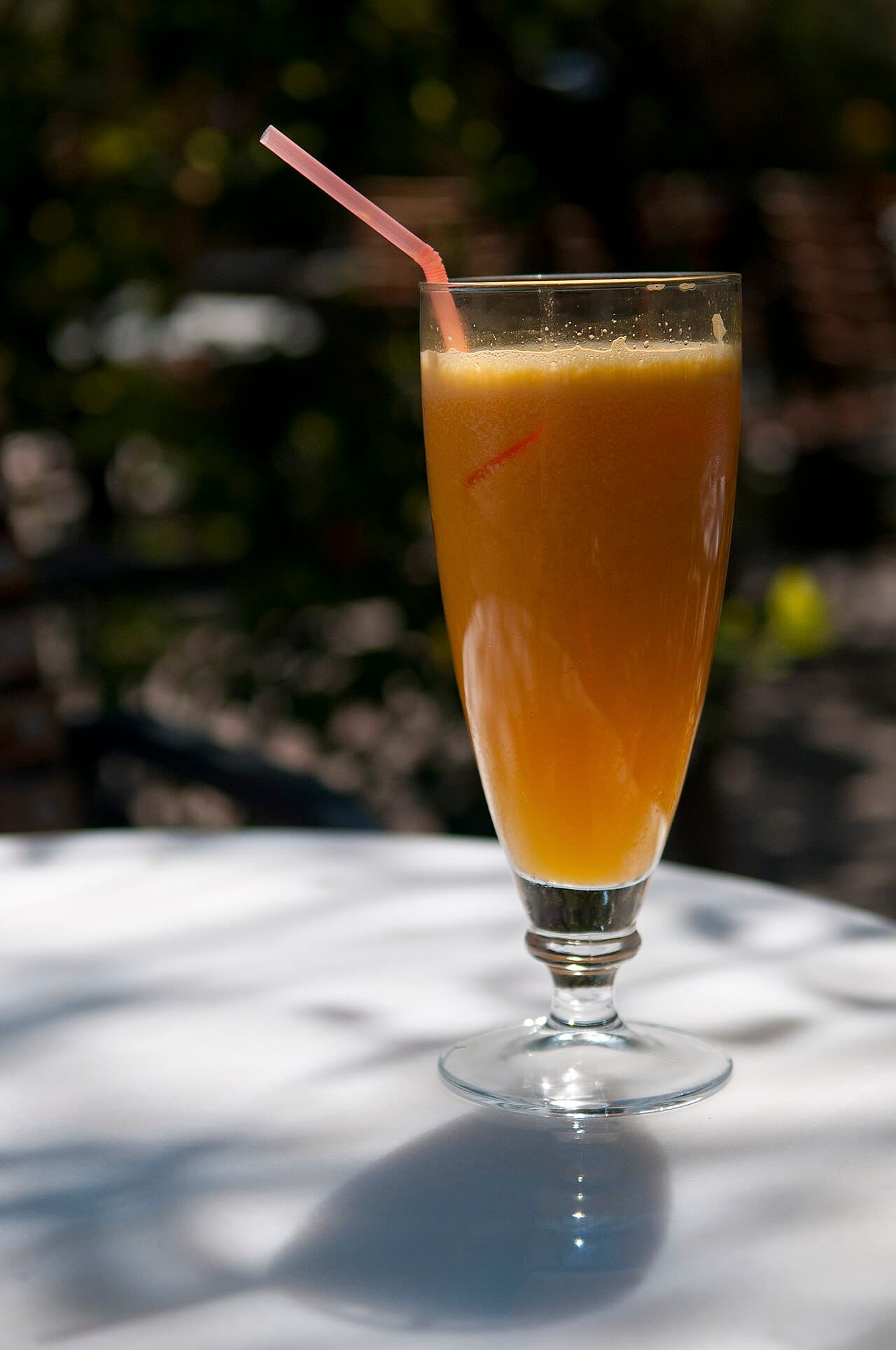 Jus orange, curcuma et poivre noir